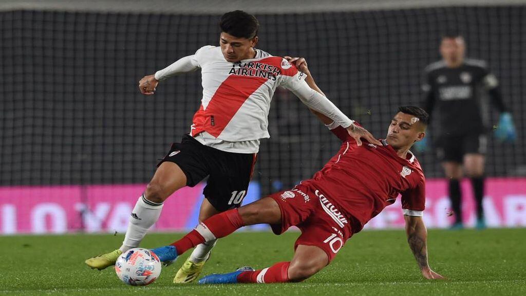 Pronóstico Huracán vs River Plate ⚽ Apuestas Liga Argentina 2022