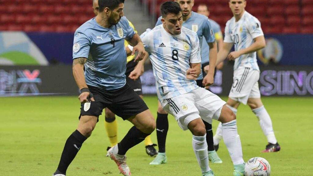 Pronostico Argentina vs Uruguay ⚽ Apuestas Eliminatorias Conmebol 2023